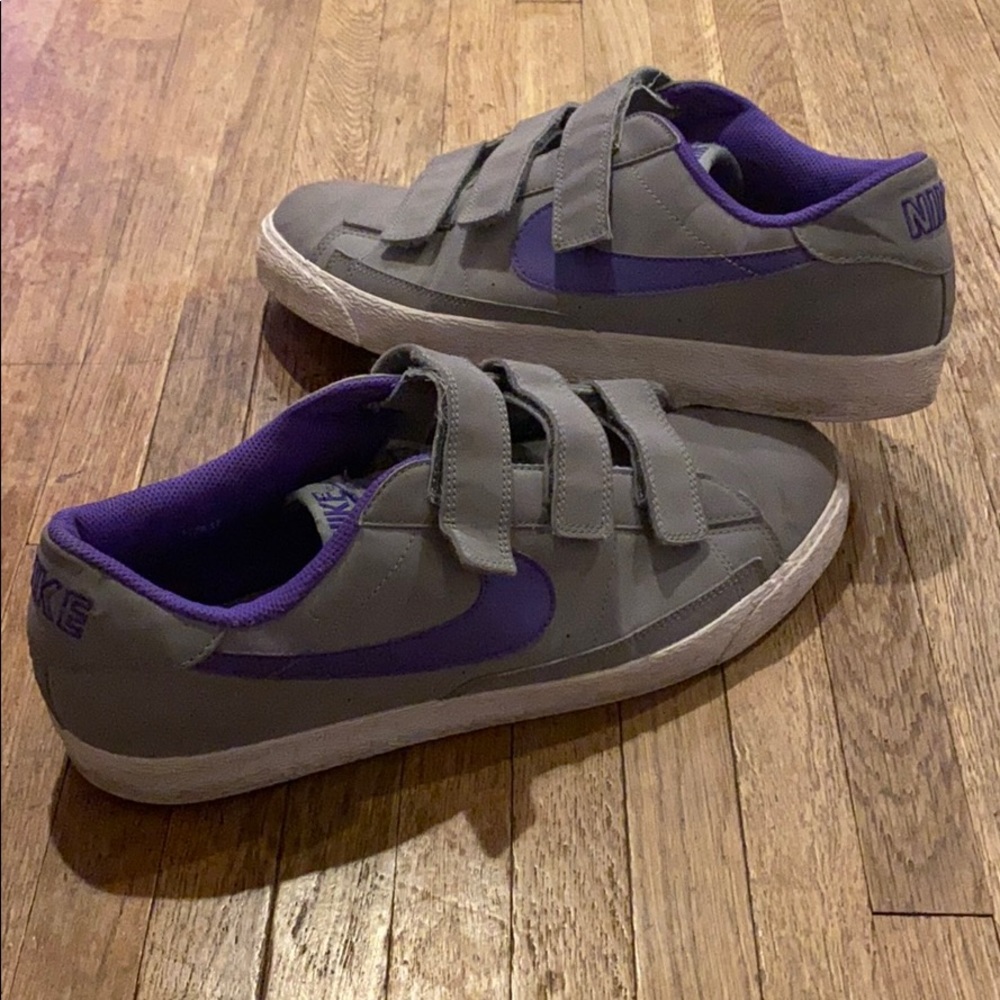 Nike Velcro sneakers